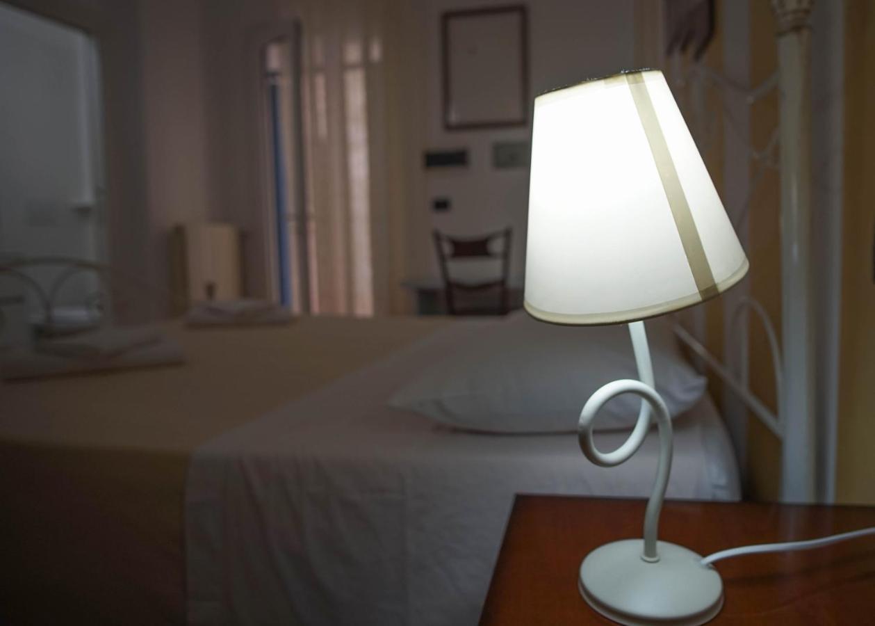 B&B Le Terrazze Mola di Bari Eksteriør billede
